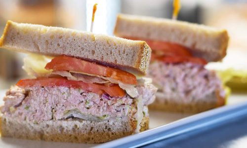 closeup-tuna-sandwich-with-lettuce-and-tomato-2022-12-09-02-12-46-utc